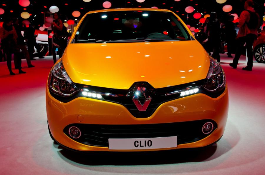  Renault Clio 2013 года  (фото 27 из 90)